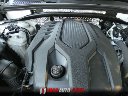 Used 2024 Porsche Macan AWD/4WD image 77