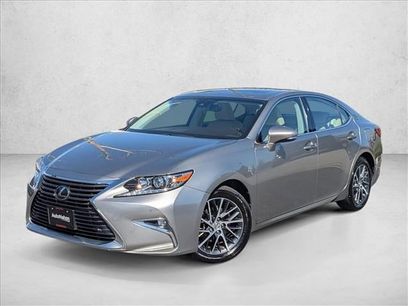 Used 2017 Lexus ES 350 w/ Navigation System Package