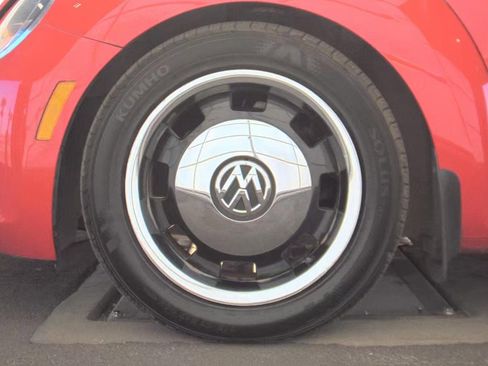 Used 2013 Volkswagen Beetle 2.5 image 15