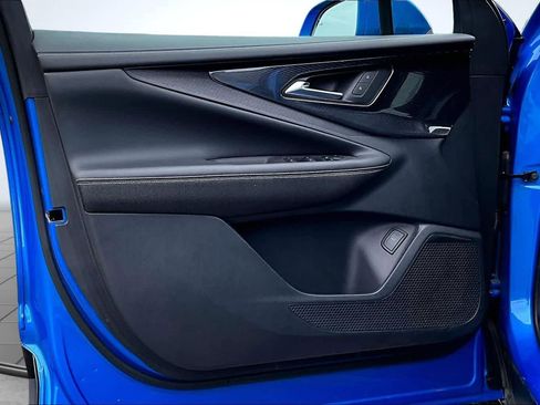 Used 2024 Chevrolet Blazer EV LT image 28