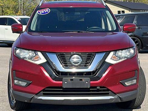 Used 2020 Nissan Rogue SV image 3