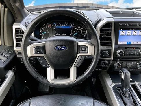 Used 2018 Ford F150 Lariat w/ Equipment Group 502A Luxury image 6