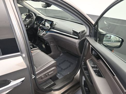 Used 2022 Honda Odyssey Elite image 10