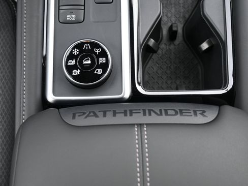 New 2026 Nissan Pathfinder SV image 20