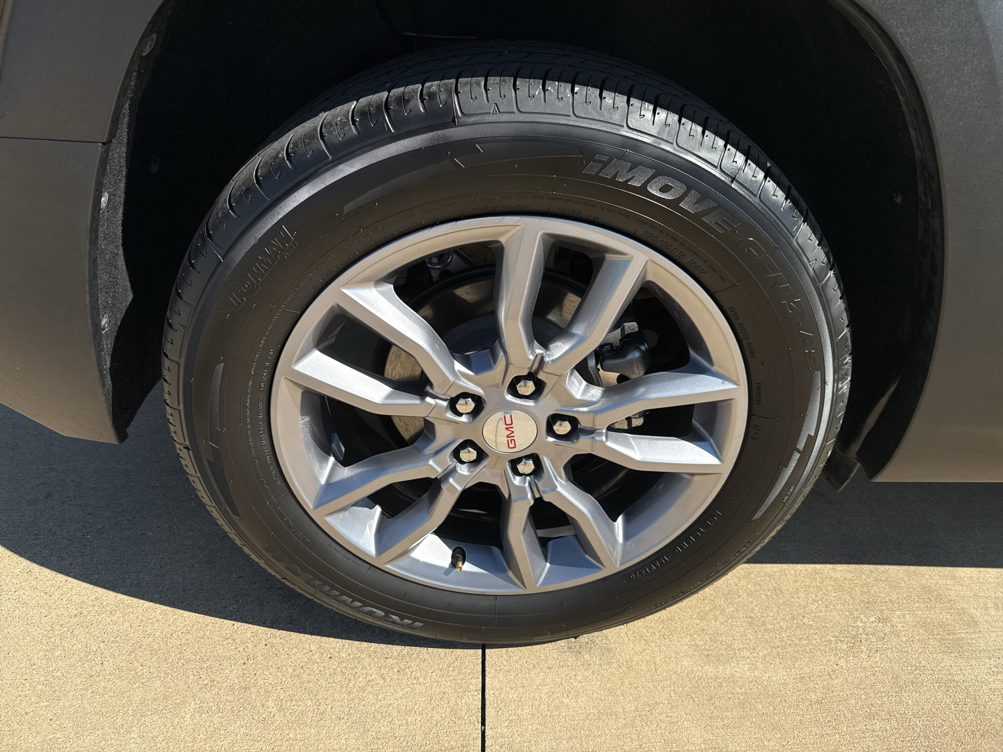 Used 2022 GMC Terrain SLT FWD image 11