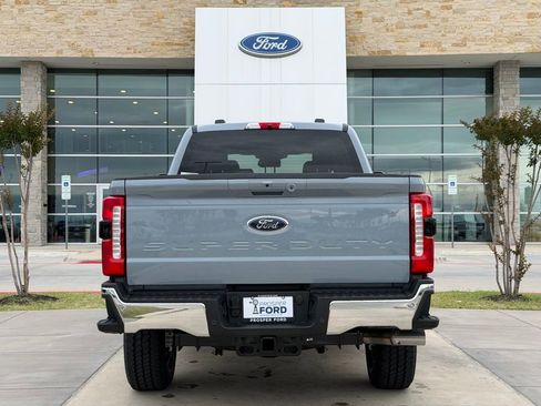 New 2026 Ford F250 4x4 Crew Cab Super Duty image 57