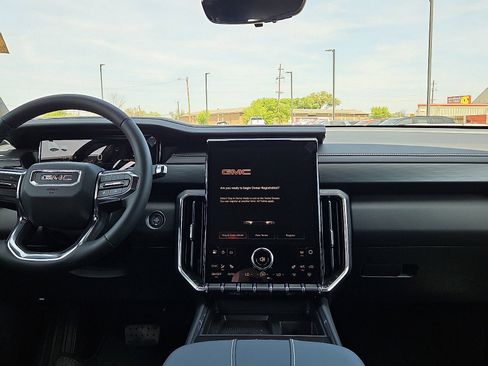 New 2026 GMC Acadia Elevation image 10