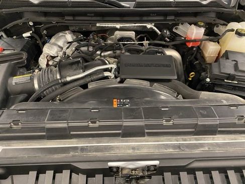 Used 2024 GMC Sierra 3500 Denali Ultimate AWD/4WD image 28