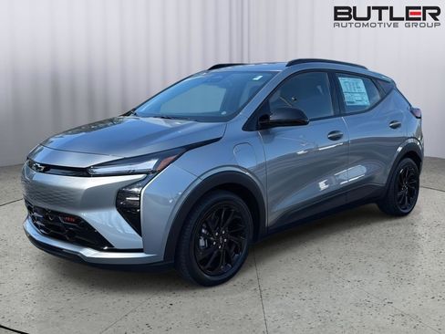 New 2027 Chevrolet Bolt RS FWD image 2