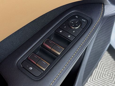 Used 2023 Lexus RX 350 Premium Plus w/ Accessory Package (Z1) image 18