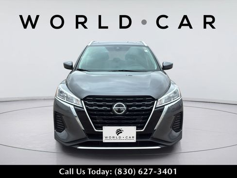Used 2021 Nissan Kicks SV FWD image 4