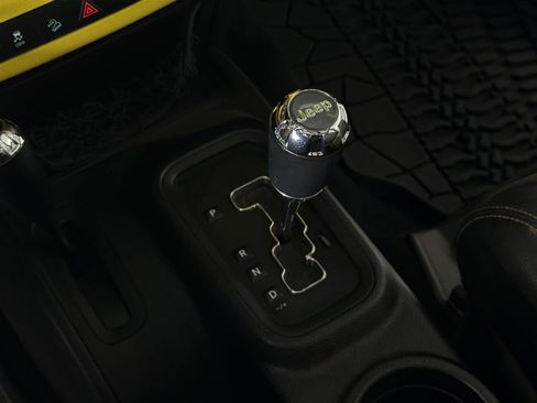 Used 2012 Jeep Wrangler Unlimited Sahara w/ Connectivity Group image 23