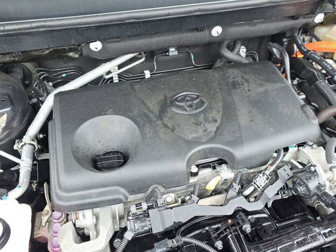 Used 2024 Toyota RAV4 LE image 14