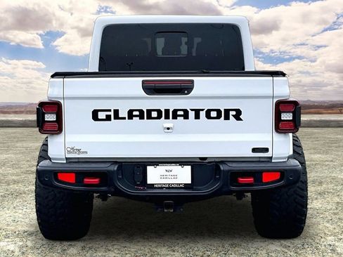 Used 2020 Jeep Gladiator Rubicon AWD/4WD image 6