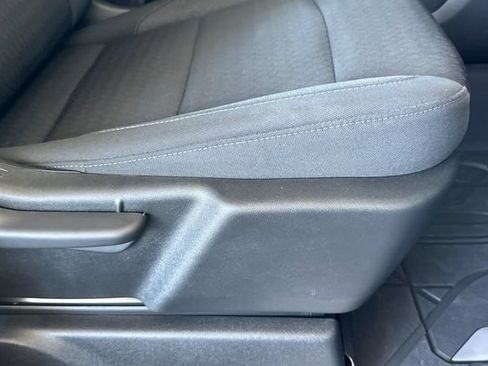 Used 2022 Chevrolet Silverado 1500 RST w/ Convenience Package II AWD/4WD image 23