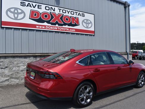 Used 2024 Honda Accord EX image 5