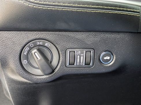 Used 2023 Dodge Challenger R/T Scat Pack image 21