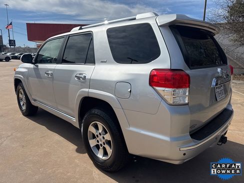 Used 2011 Toyota 4Runner SR5 image 7