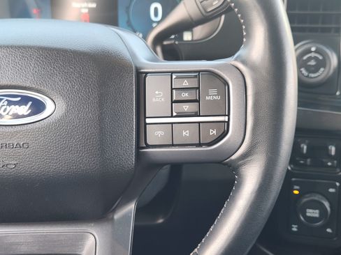 Used 2023 Ford F250 Lariat w/ Lariat Ultimate Package AWD/4WD image 28