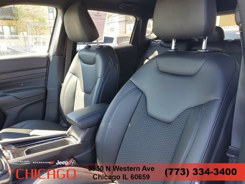 New 2026 Jeep Compass Latitude AWD/4WD image 15