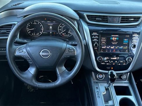 Used 2023 Nissan Murano SV image 16