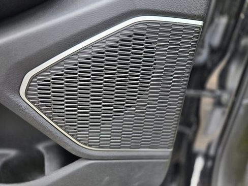 Used 2022 Jeep Grand Cherokee L Laredo w/ Luxury Tech Group I image 21