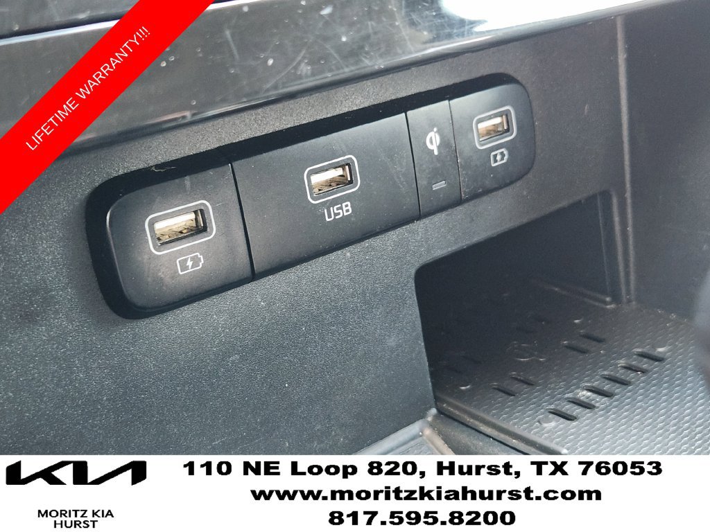 Used 2023 Kia Carnival SX Prestige FWD image 21