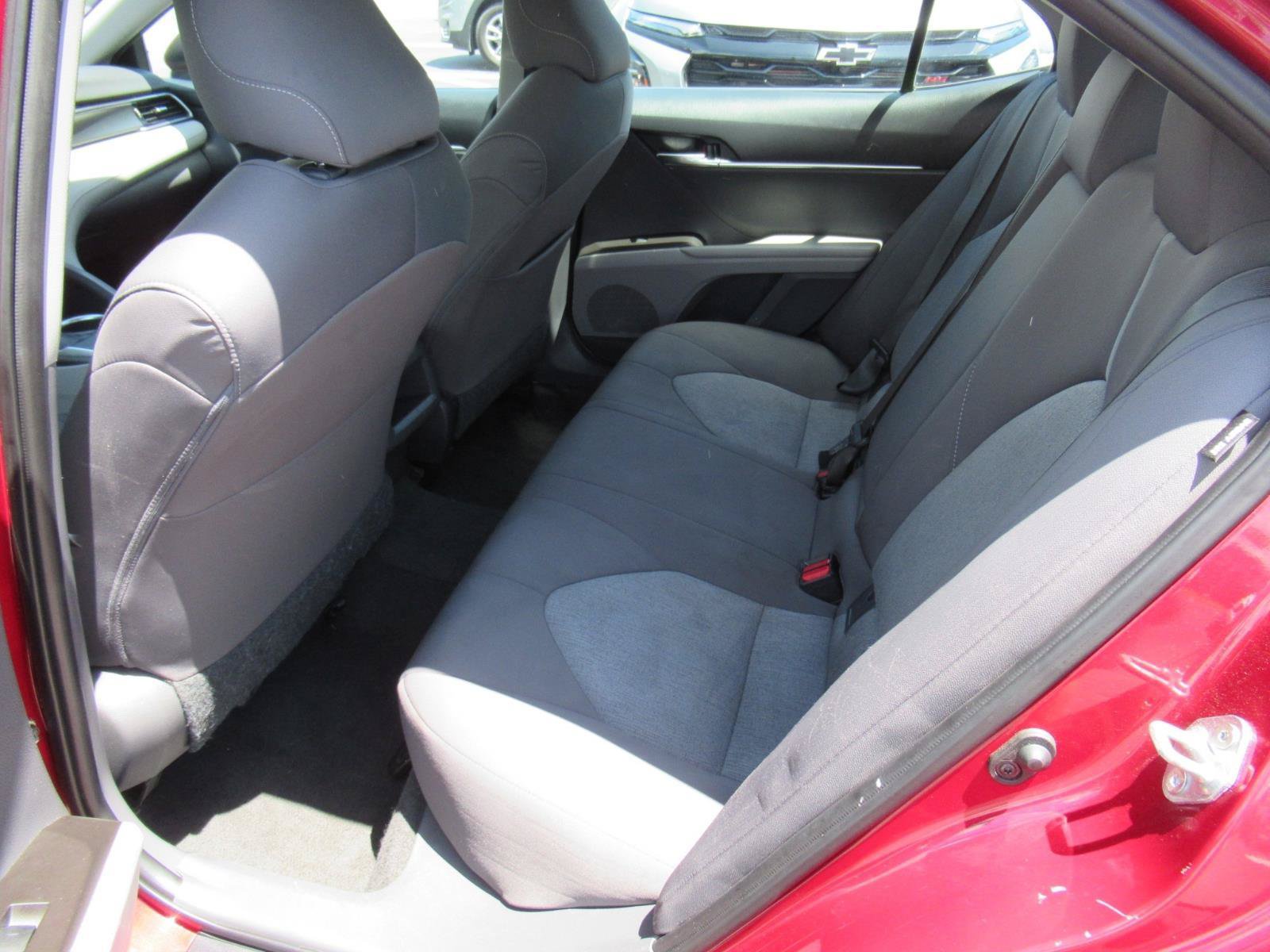 Used 2021 Toyota Camry LE FWD image 31