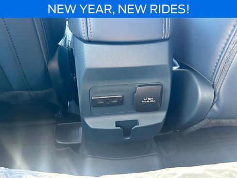 New 2025 Ford Maverick Lariat w/ 4K Tow Package image 16