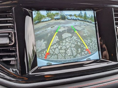 Certified 2024 Dodge Durango GT image 24