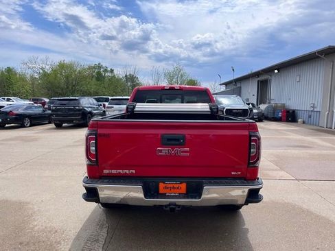 Used 2017 GMC Sierra 1500 SLT AWD/4WD image 6