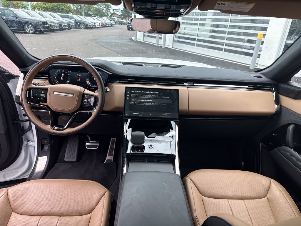 Used 2024 Land Rover Range Rover Sport Dynamic SE AWD/4WD image 11