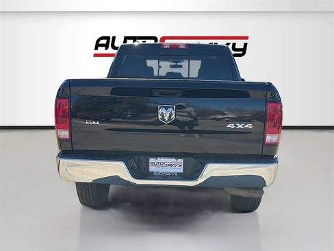 Used 2020 RAM 1500 Classic SLT image 6