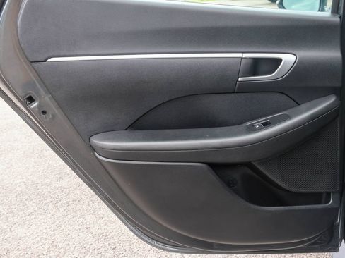Used 2023 Hyundai Sonata SE FWD image 11