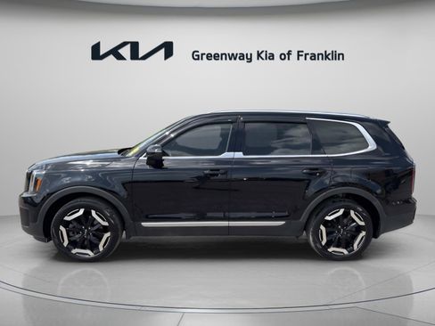 Used 2024 Kia Telluride EX w/ EX Captain's Chair Package AWD/4WD image 4