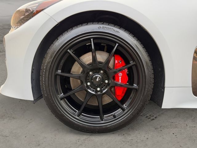 Used 2023 Kia Stinger GT2 AWD/4WD image 9