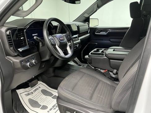 Used 2024 GMC Sierra 1500 Elevation image 18
