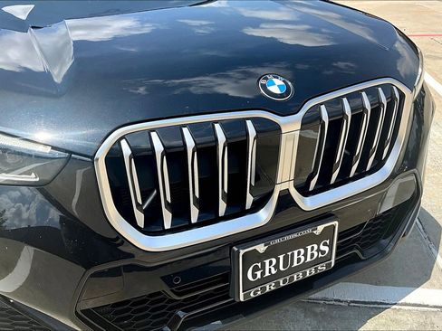 Used 2024 BMW X1 xDrive28i w/ M Sport Package image 36