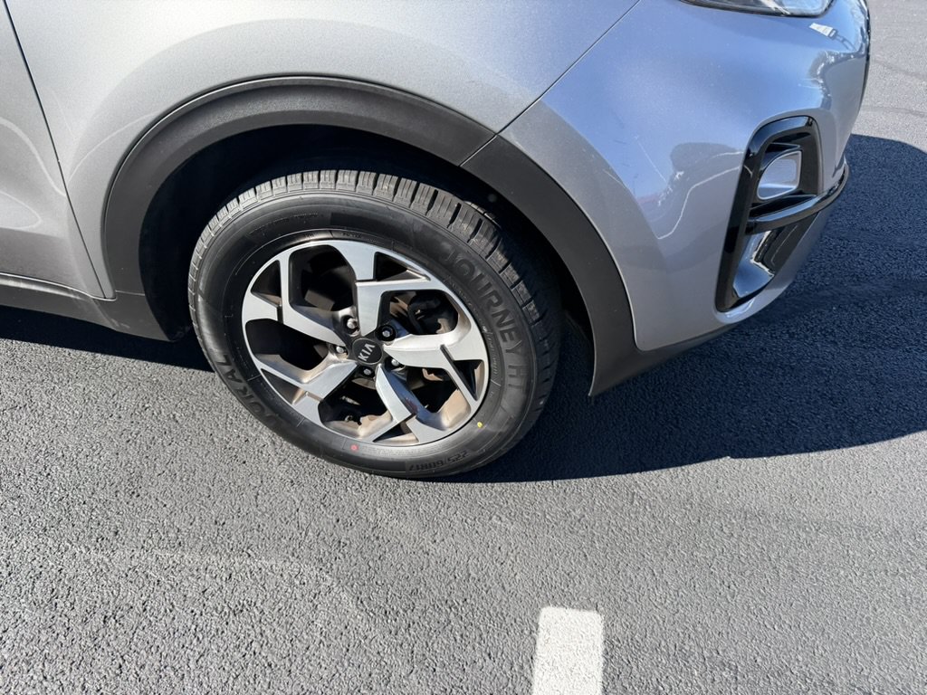 Used 2020 Kia Sportage LX w/ LX Popular Package AWD/4WD image 10