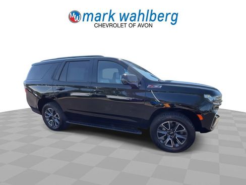 Used 2021 Chevrolet Tahoe Z71 w/ Z71 Signature Package AWD/4WD image 9