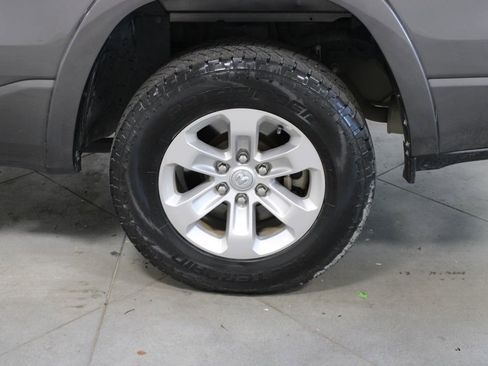 Used 2021 RAM 1500 Laramie RWD image 19