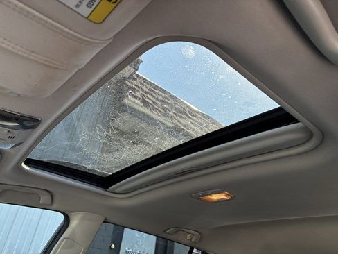 Used 2013 Subaru Outback 2.5i Limited w/ Moonroof Pkg AWD/4WD image 16