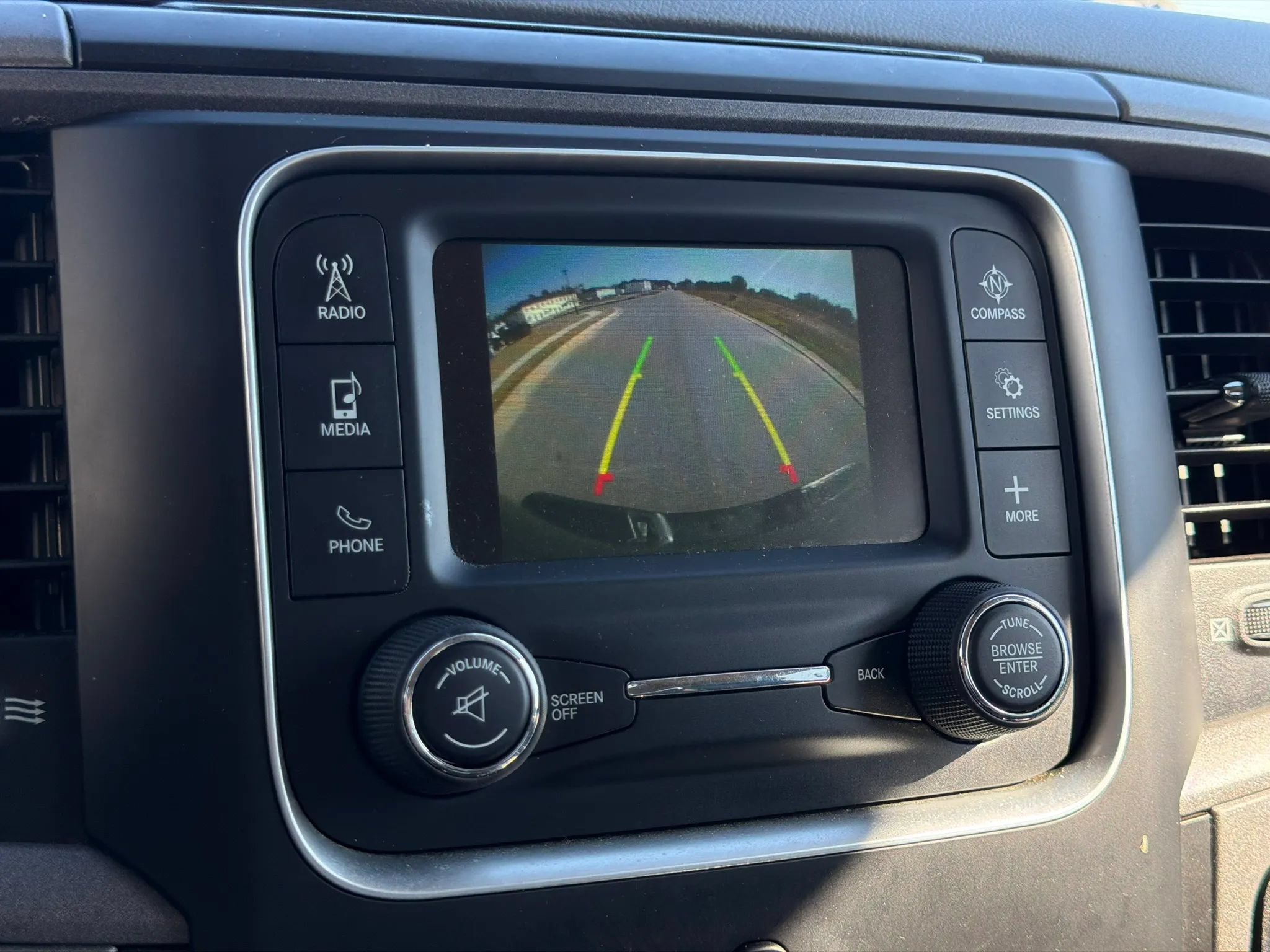 Used 2018 RAM 2500 Tradesman w/ Chrome Appearance Group AWD/4WD image 26