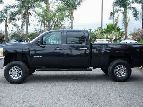 Used 2010 Chevrolet Silverado 2500 LT RWD image 5