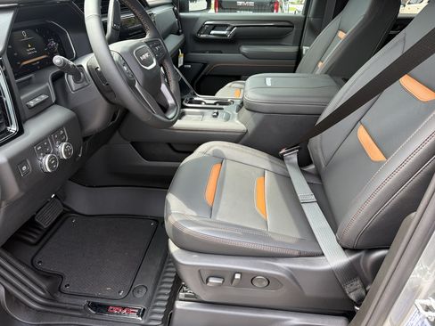 New 2026 GMC Sierra 2500 AT4 w/ AT4 Premium Plus Package AWD/4WD image 10