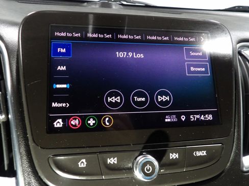 Used 2020 Chevrolet Malibu LT FWD image 13