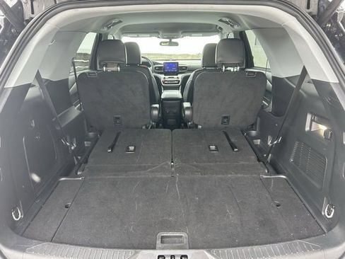 Certified 2024 Ford Explorer XLT w/ Equipment Group 202A image 11