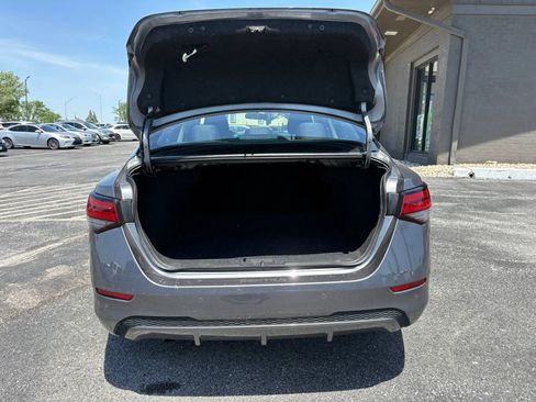 Used 2024 Nissan Sentra SV FWD image 10