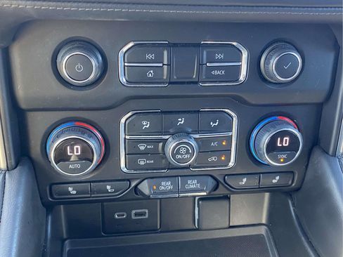 Used 2021 Chevrolet Tahoe LT w/ Rear Media and Nav Package AWD/4WD image 31