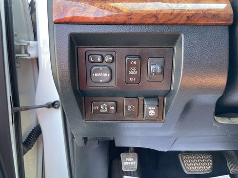 Used 2020 Toyota Tundra 1794 Edition image 17